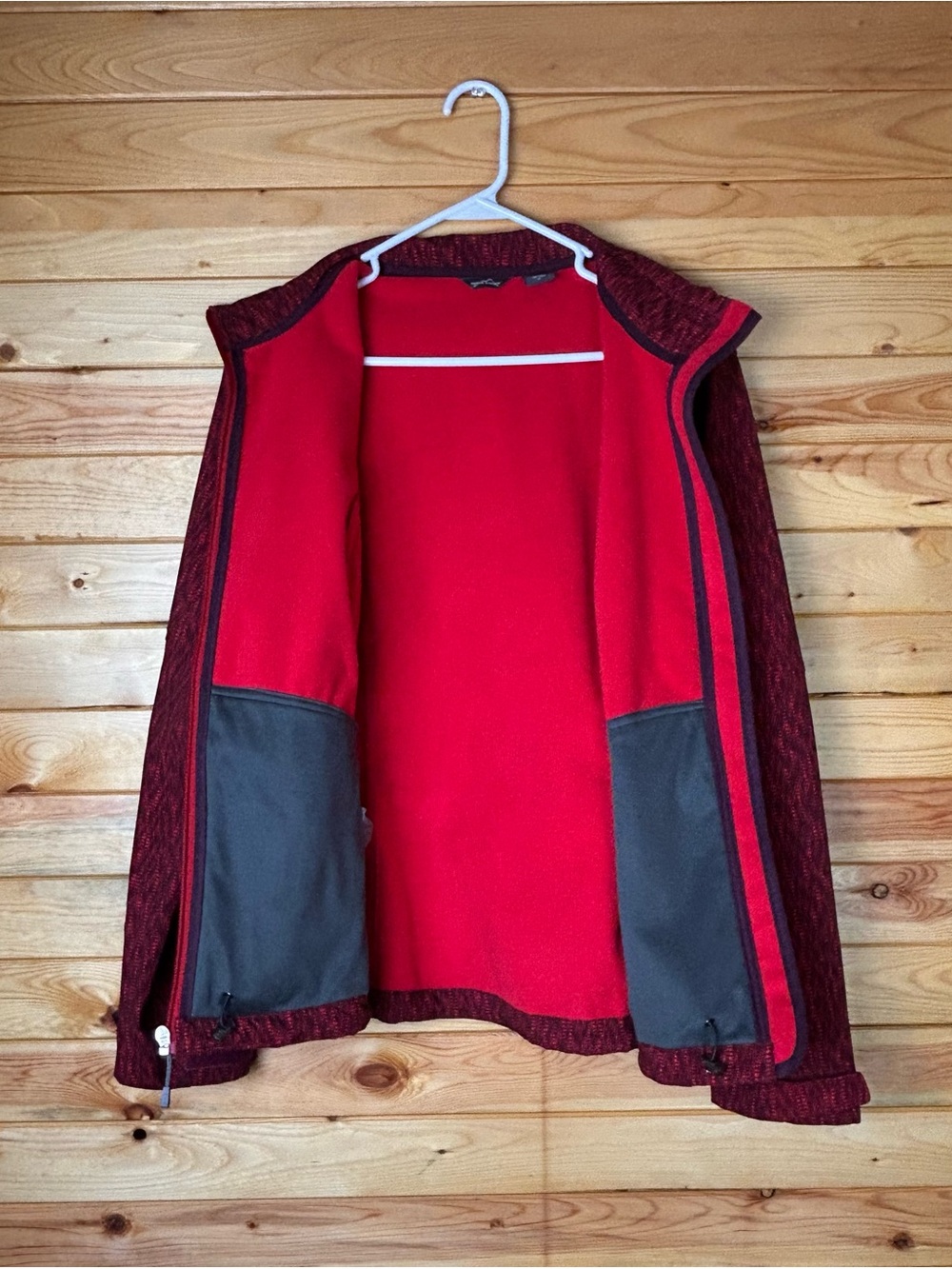 Eddie Bauer Red Knit Lightweight Jacket with Dark Trim